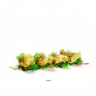 Gyozas vegetales, alga wakame, salsa picante y teriyaki (4 uds.)