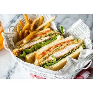 Crunchy Chicken Sandwich