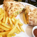 Makloub Chawarma