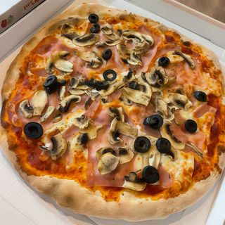 Pizza Capricciosa