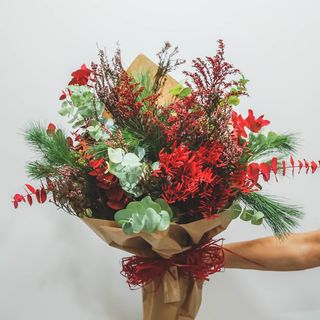 Ramo navideño clásico (S)