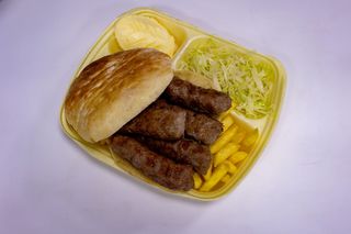 Komplet obrok ćevap kajmak