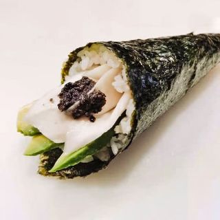 Temaki Pez M. Aguacate (1 Ud.)