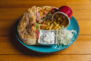 Sendvič sa pršutom  400gr