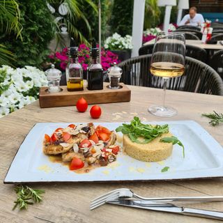 Ćuretina u sosu od brusnice