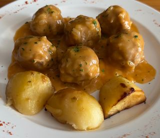 Ración De Albóndigas De Ibérico Avileño