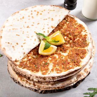 Լահմաջո մսով 