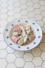 Овощной салат со сметаной 280гр