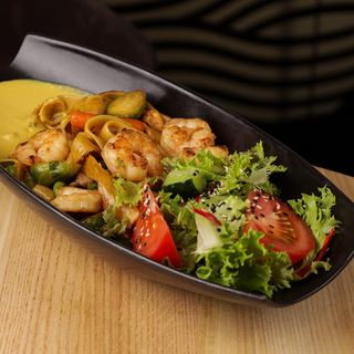 Удон WOK  з тигровою креветкою (510г)