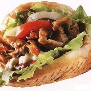Panino kebab con tutto