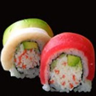 60. Uramaki Rainbow De Cangrejo Y Aguacate