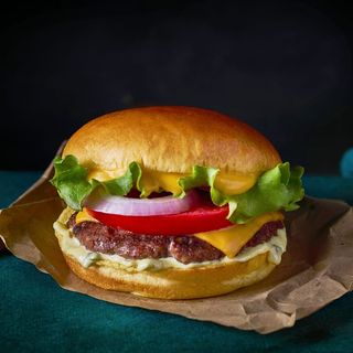 Queens Cheese Supreme