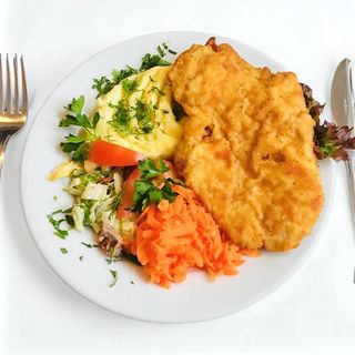 Filet z kurczaka panierowany