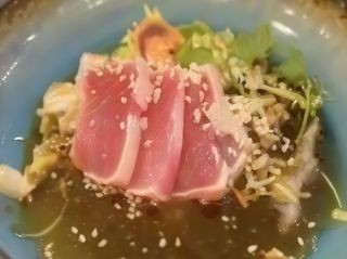 121. Maguro scottato