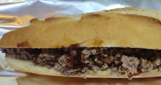 Bocadillo De Carne Picada