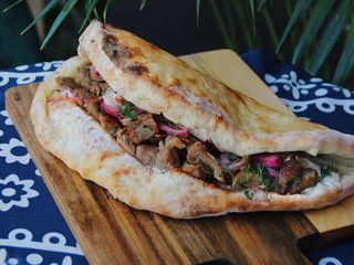 KEBABPURI Z WIEPRZOWINĄ (450g)