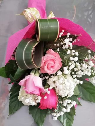 Bouquet di roselline colore a scelta