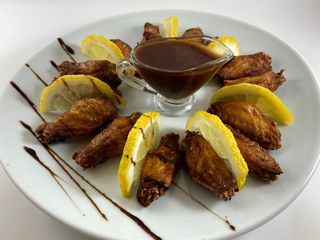 Пържени мариновани пилешки крилца