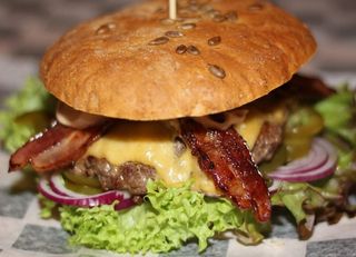 Burger Bekon
