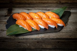 Umami Nigiri Plate 10