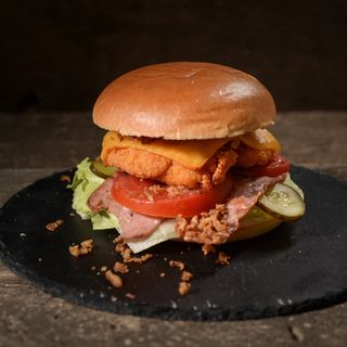 Crispy chicken burger