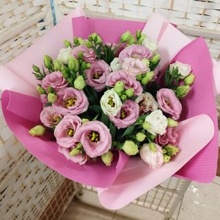 Bukiet z różowej eustomy