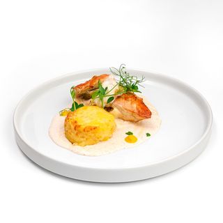 Fileu de pui în sos de cardamom