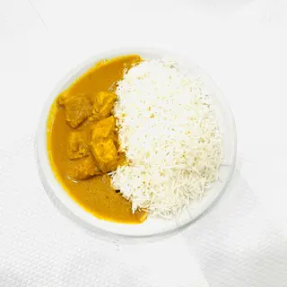 68. Riso bianco con chicken curry