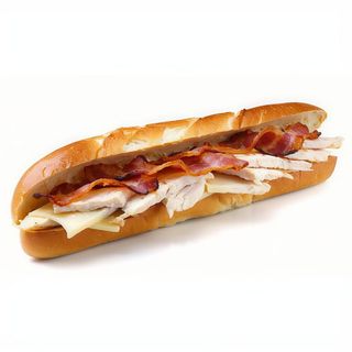 Bocadillo De Pechuga, Bacon Y Queso