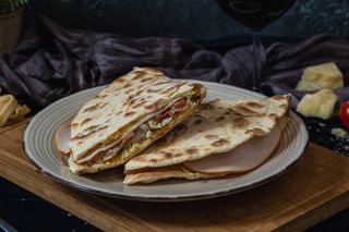 Пиадина с пуешко филе (370г)