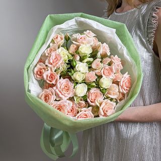 სპრეი ვარდები მარჯანი 1027