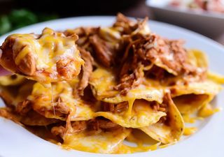 Nachos Con Pollo Mechado