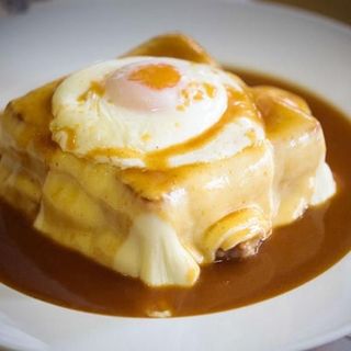 Francesinha à Lukal