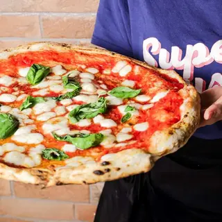 Margherita + Patatine fritte + Bibita 33cl