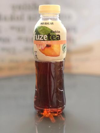 Fuze Tea Zero Brzoskwinia i róża, 0,5l