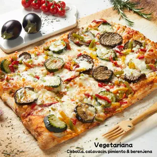 Vegetariana Pizza Familiar 30 X 40 + REGALO (BOTELLA VINO BLANCO FRIZZANTE)