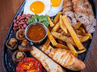 Англійський сніданок з люля кебабом зі стегна індички (500g)
