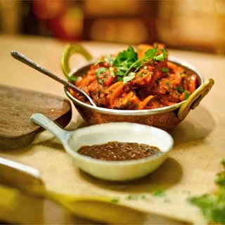 ქათამი კარაჰი (ძვლით) - Chicken Karahi