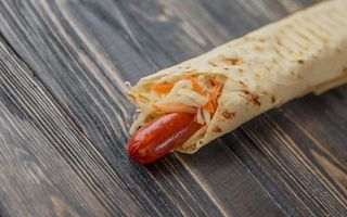 Хот-дог в лаваші +сир