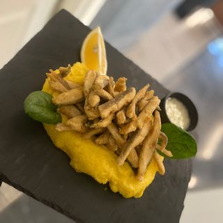 File de pastrav crocant cu usturoi