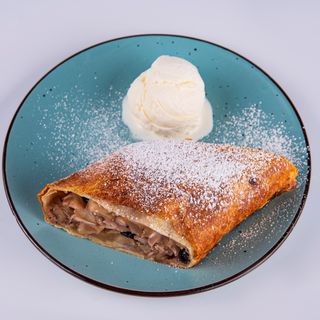 Яблочный штрудель