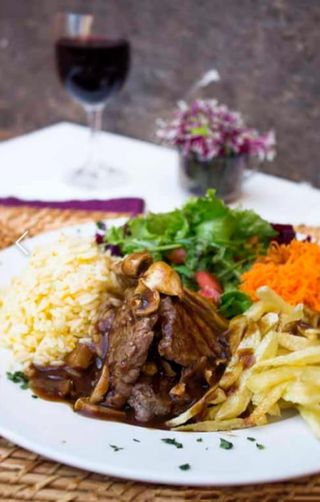 Escalopes Molho Cogumelos