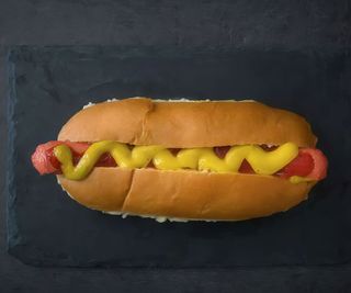 Panino con wurstel di pollo