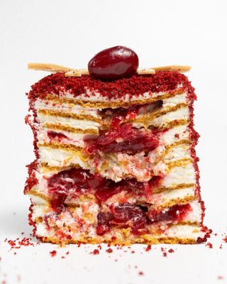 Десерт Кизиловий медівник