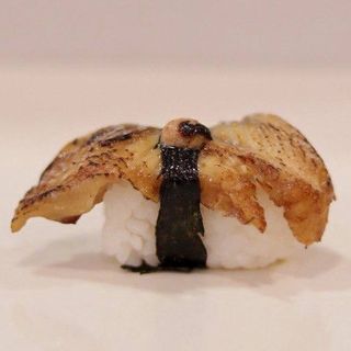 Nigiri Fusión De Anguila Foie (1 Pz.)