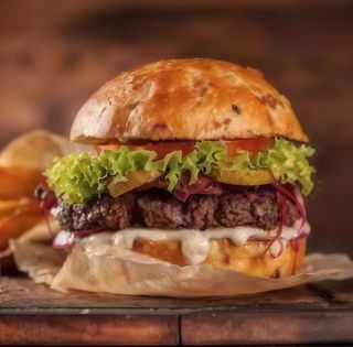 Panino con hamburger condita