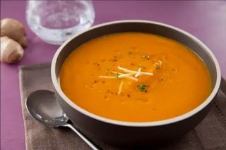 Velouté de légumes au gingembre et mascarpone 