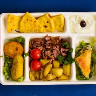 "The Greek box" con carne