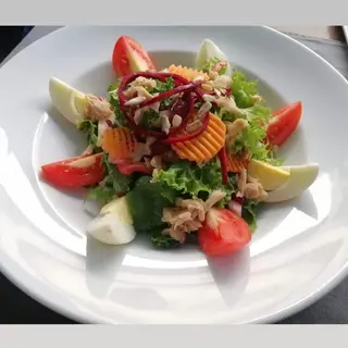 Karnali Yaks Salad