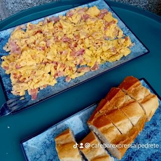 Huevos Revueltos Con Bacon